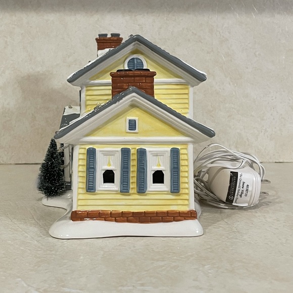 DEPT. 56 National Lampoon’s Christmas Vacation “Griswold Holiday House” - NIB - Picture 9 of 14